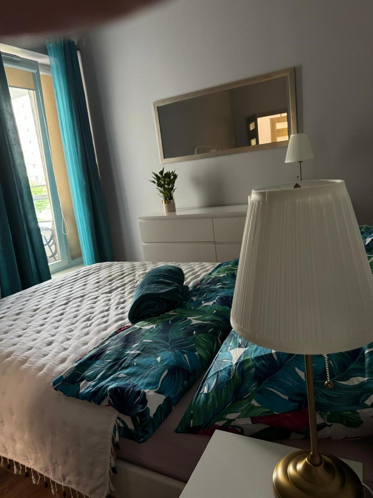 Apartment Metro Slodowiec Free Parking Varsovia Exterior foto