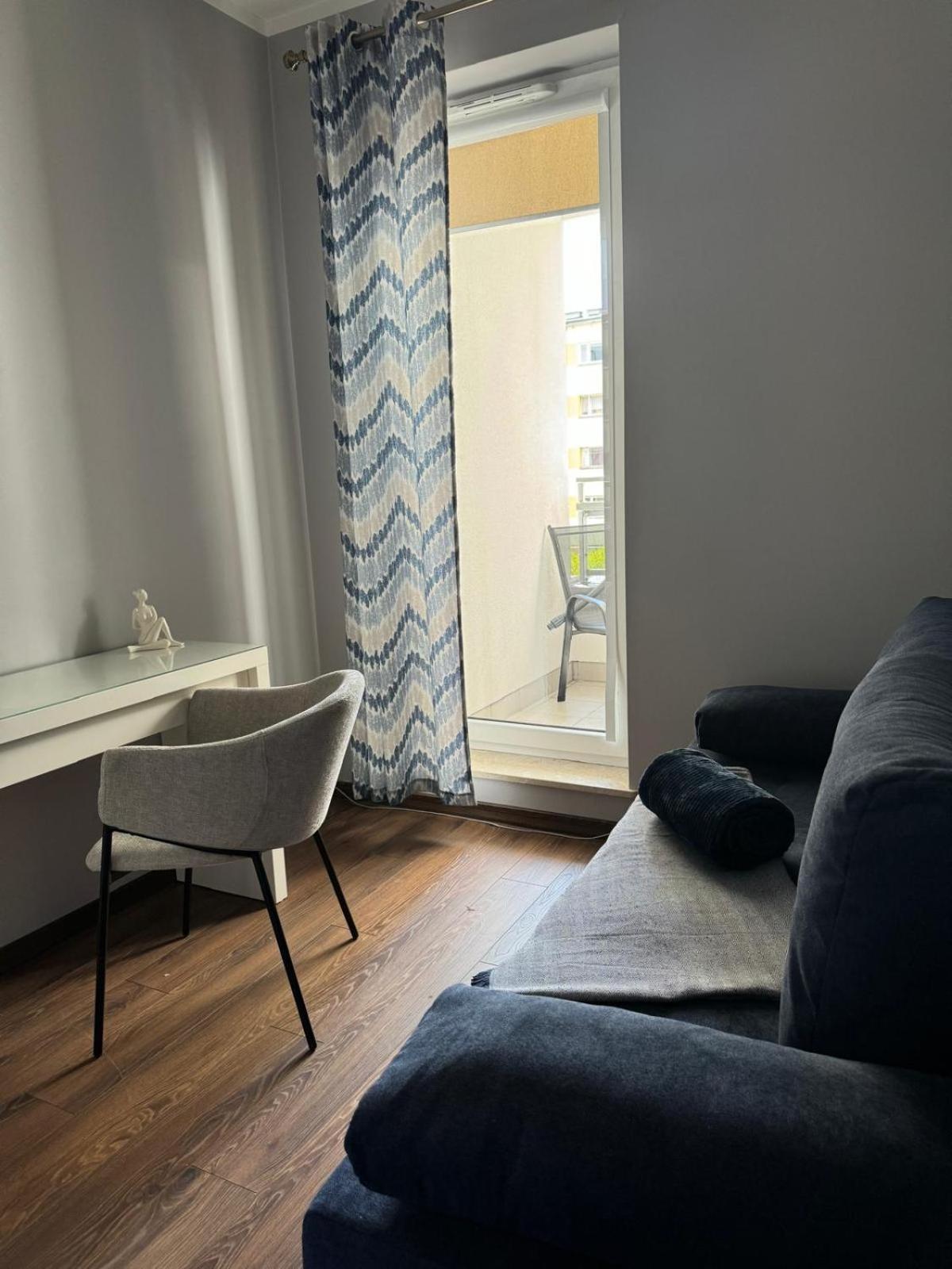 Apartment Metro Slodowiec Free Parking Varsovia Exterior foto